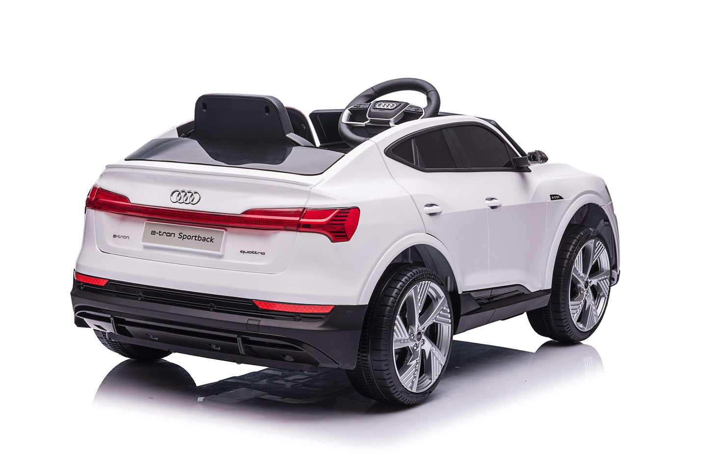 PINGÜE® Montable Eléctrico Niños AUDI® E-Tron Sportback Licencia Oficial | Control Remoto 2.4 GHz | Batería 12V 4.5AH |8 Km/h | 2 Motores 390 |Luces LED, Música, Radio