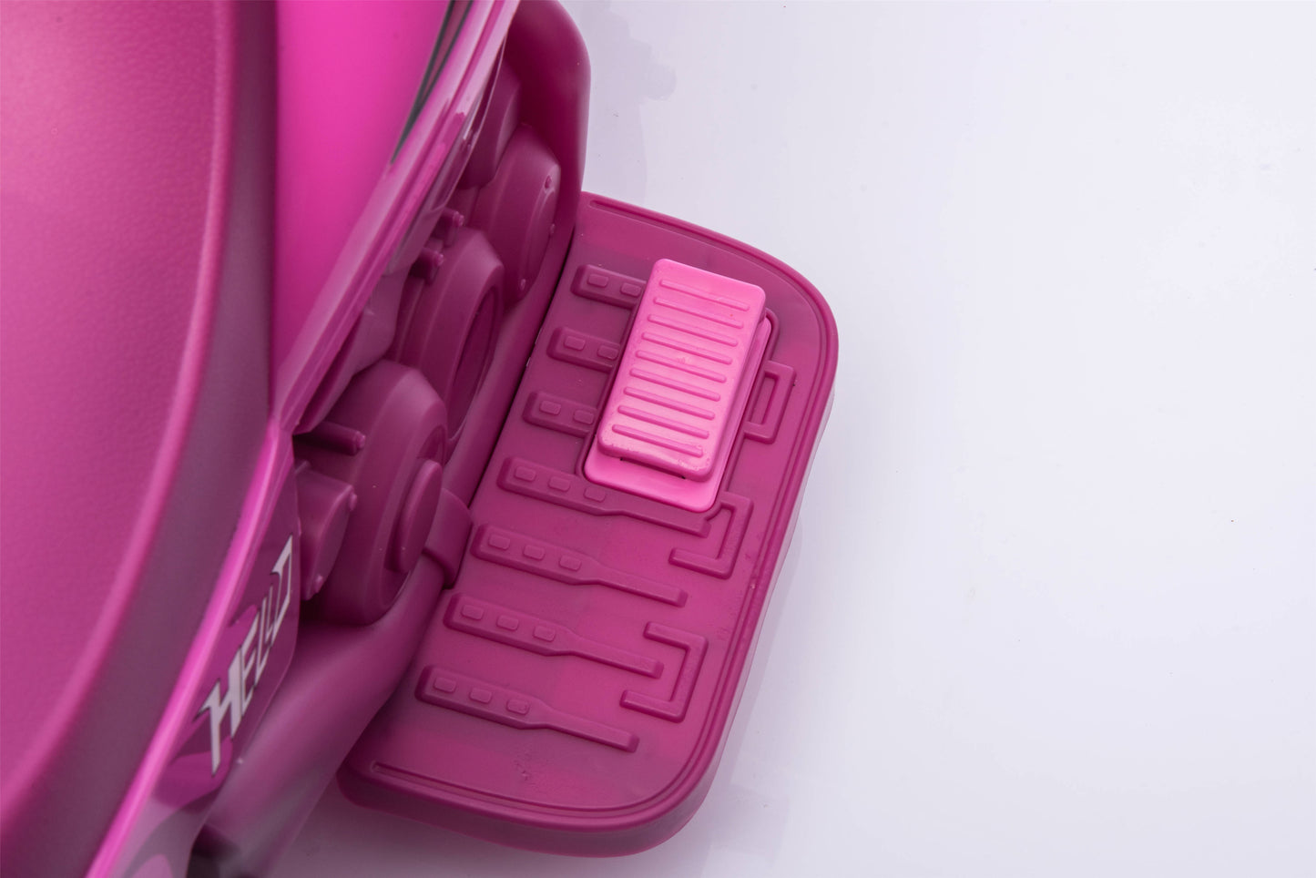 PINGÜE® Motocicleta Eléctrica Estilo Triciclo Rosa Barbie para Niños y Niñas | Batería 6V, Avance/Atrás, Ruedas Traseras Motorizadas | Segura y Divertida