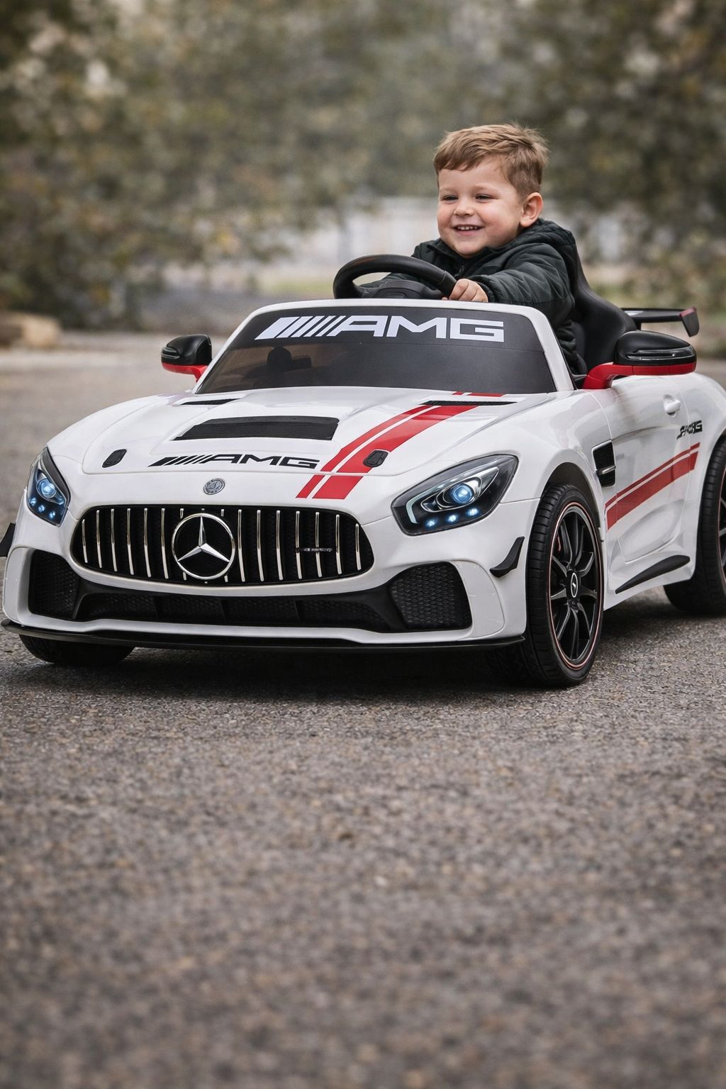PINGÜE® Mercedes-Benz® AMG GT4 Montable Eléctrico 12V con Control Remoto